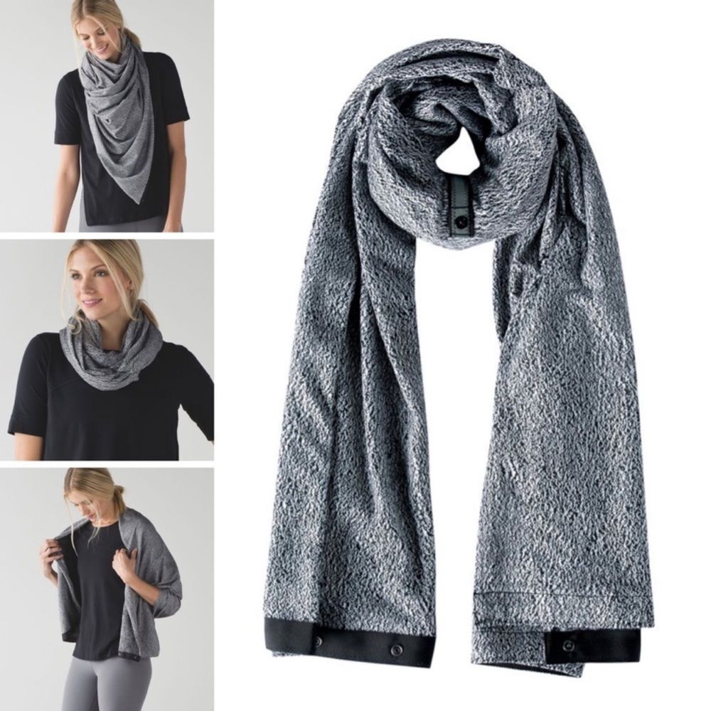 Lululemon Vinyasa Scarf With Arm Holes! *Rulu Running Luon Spray Jacquard Black